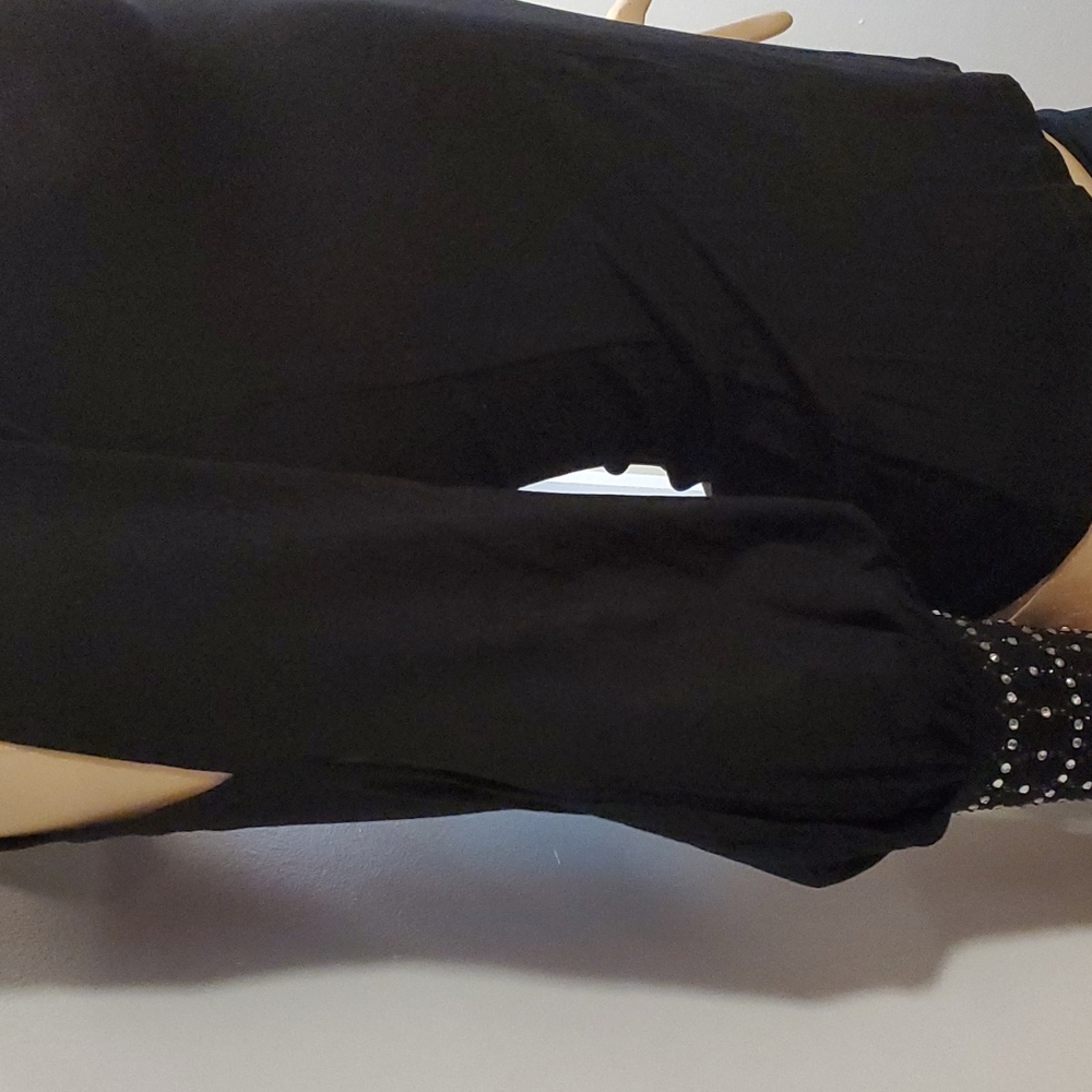 Woman top - Picture 3 of 7